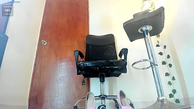 aitana-purple's cam snapshot