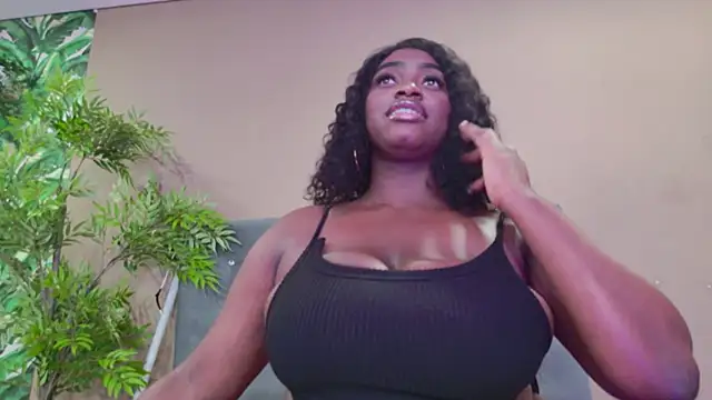 BetsyBennet_'s cam snapshot