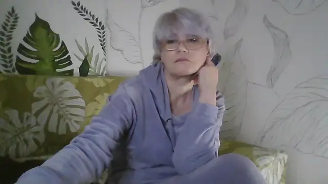 Catty_Lady's cam snapshot