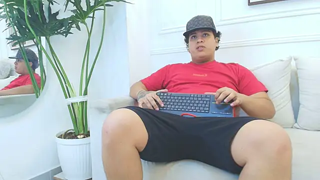 Naim_Bennetsex live sex cam