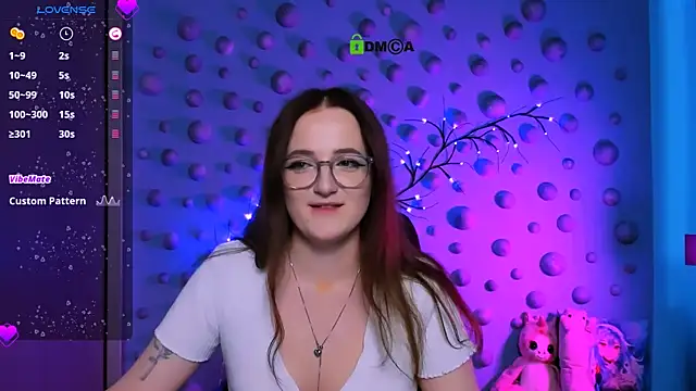 luna_berryy's cam snapshot