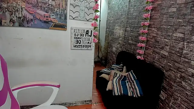 candy_kiss__'s cam snapshot