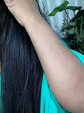 Idhika-Paul's cam snapshot