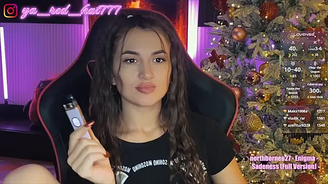 -RED_HAT-'s cam snapshot