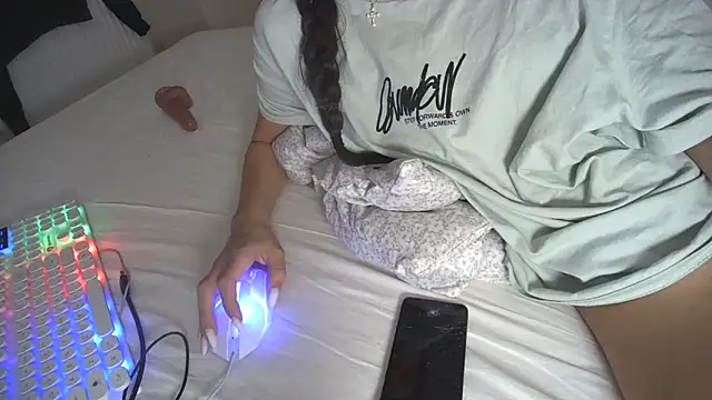 iamKylaBaby's cam snapshot