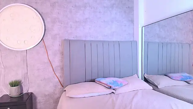 karla-ruiz's cam snapshot