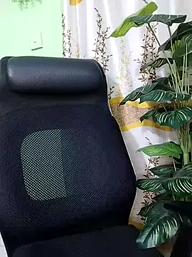 Idhika-Paul's cam snapshot