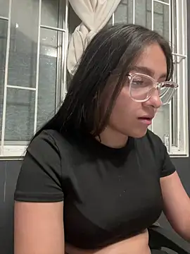 Alyha_Cortes's cam snapshot