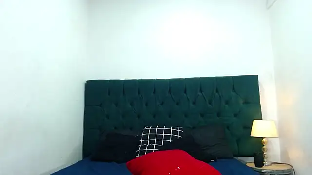 Ariatnaanddilan's cam snapshot