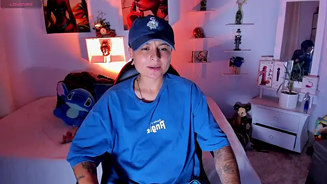 ZuryRamirez_'s cam snapshot