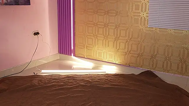 Bella19_ live sex cam