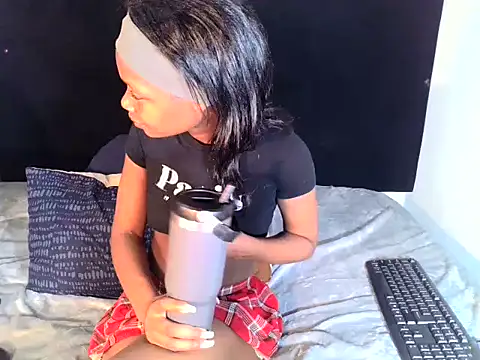 RayaBae's cam snapshot