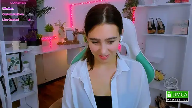 _Eliizabeth_'s cam snapshot