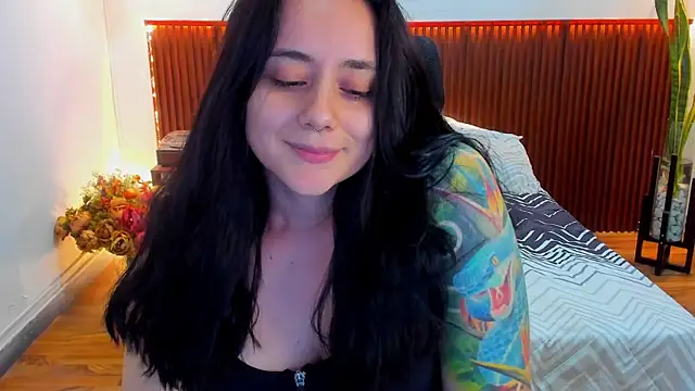 KatherineBond's cam snapshot