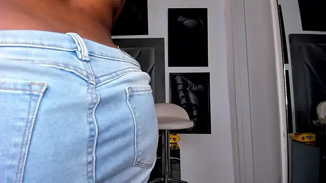 brenda_nova18's cam snapshot