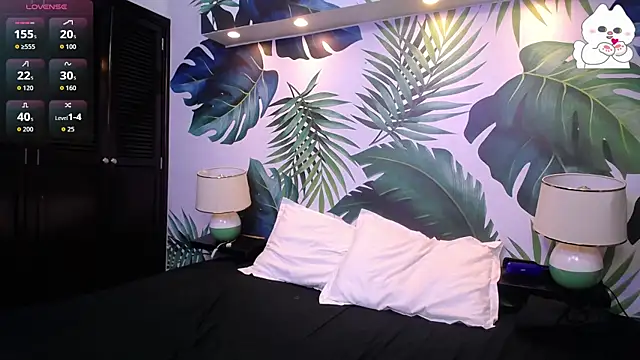 priya_raj_'s cam snapshot