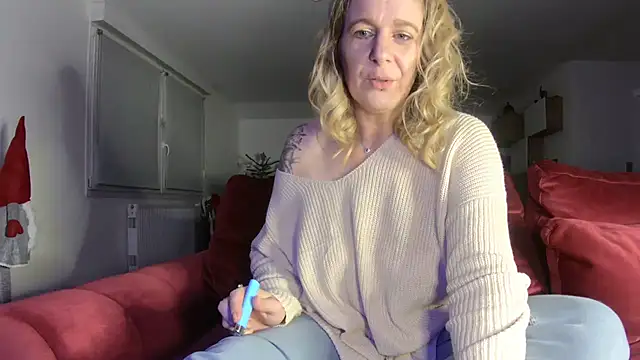 Delichieuse5's cam snapshot