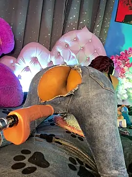 Naugth_channel_ts live sex cam