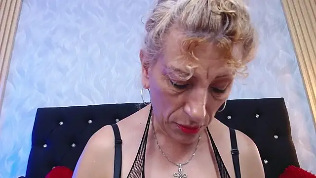 xandrinakarzon's cam snapshot