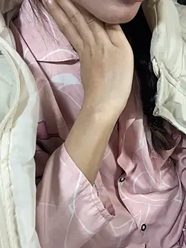 Mina048's cam snapshot