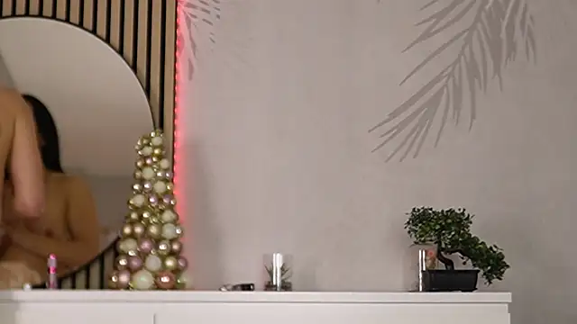 Miss_Denisse's cam snapshot