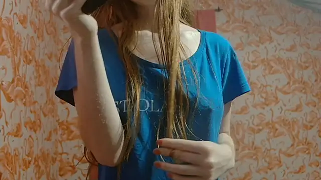 strawberrysmoothie's cam snapshot