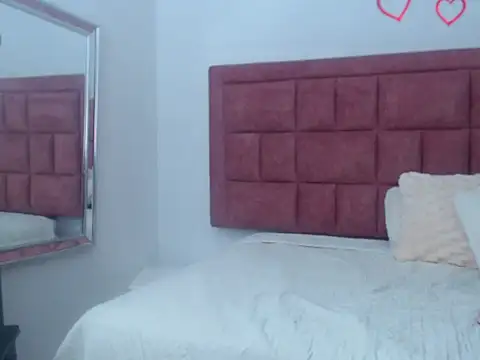 sweetsubmisaxox live sex cam