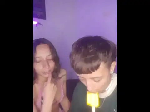 AlexaAndRiley's cam snapshot