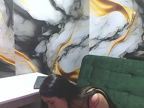 CATALINA_HIL9's cam snapshot