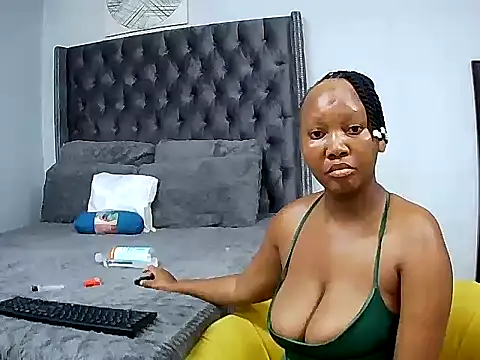 xxBoobieGal's cam snapshot