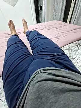 Gig-Anna's cam snapshot