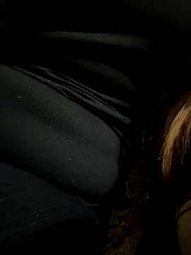 Cloew_Marz's cam snapshot