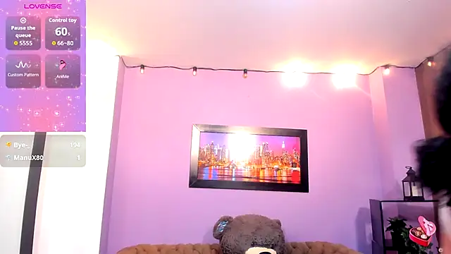 Zoee_Martins's cam snapshot