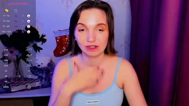 KindHazelHere_'s cam snapshot