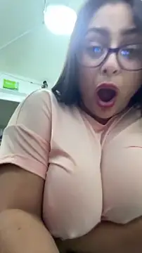 Angie_e's cam snapshot