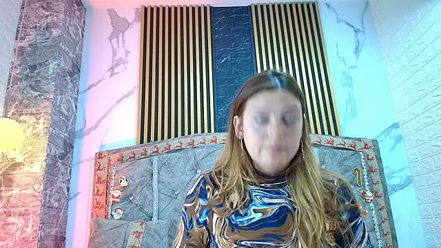 AngieLuxx_'s cam snapshot