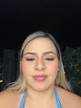 itsdanividarte's cam snapshot