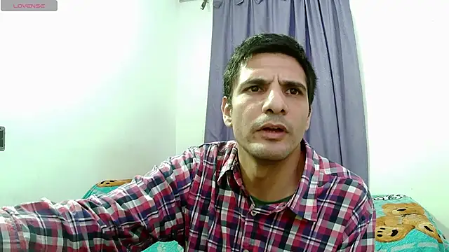 Adam_Arango's cam snapshot