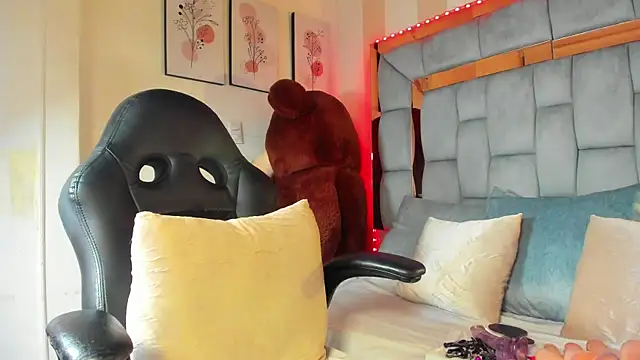 kitty_roouse's cam snapshot