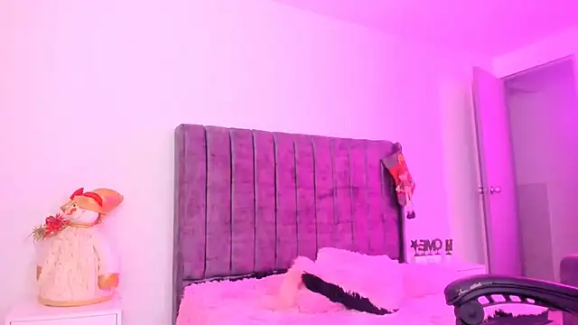 xiomara__cortes's cam snapshot