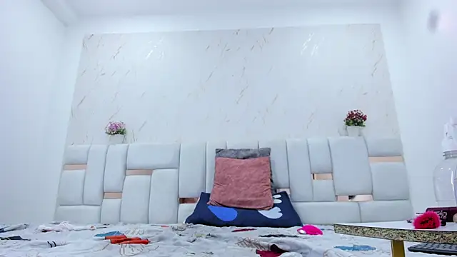 MiiaSmith__'s cam snapshot