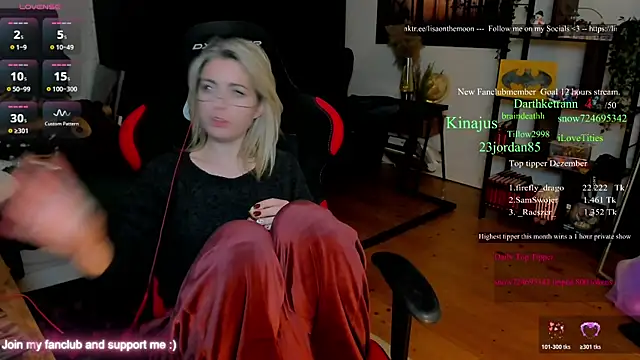 Lisaonthemoon's cam snapshot