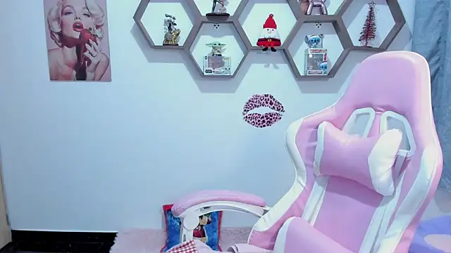 SharonSander's cam snapshot