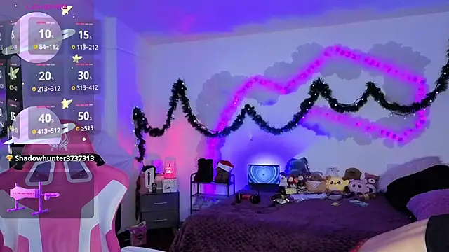 larah_uwu's cam snapshot