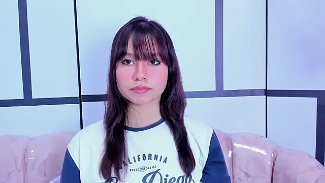 lovequinn_mjs's cam snapshot