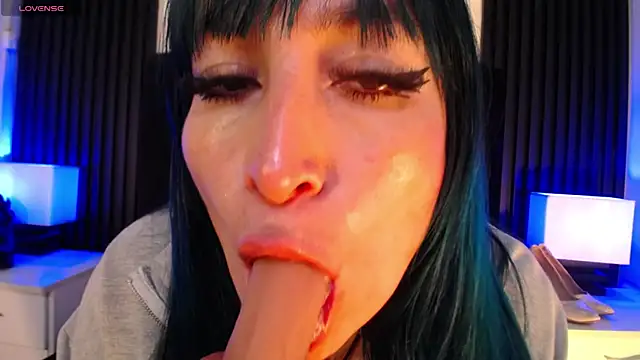 alicia_moom's cam snapshot