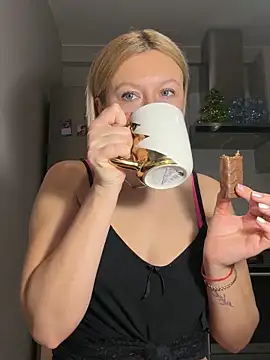 Kittie_Valentine's cam snapshot