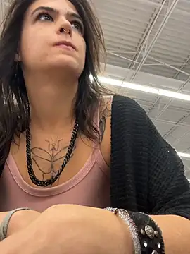 SafeinouterSpace's cam snapshot