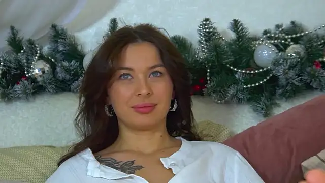 AlexandraBloom's cam snapshot