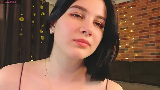 EnricaElis live sex cam